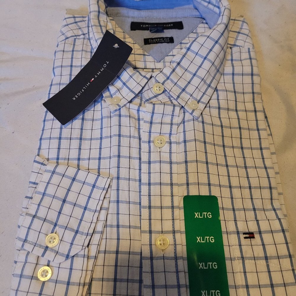 Tommy Hilfiger Classic Fit Dress Shirt
